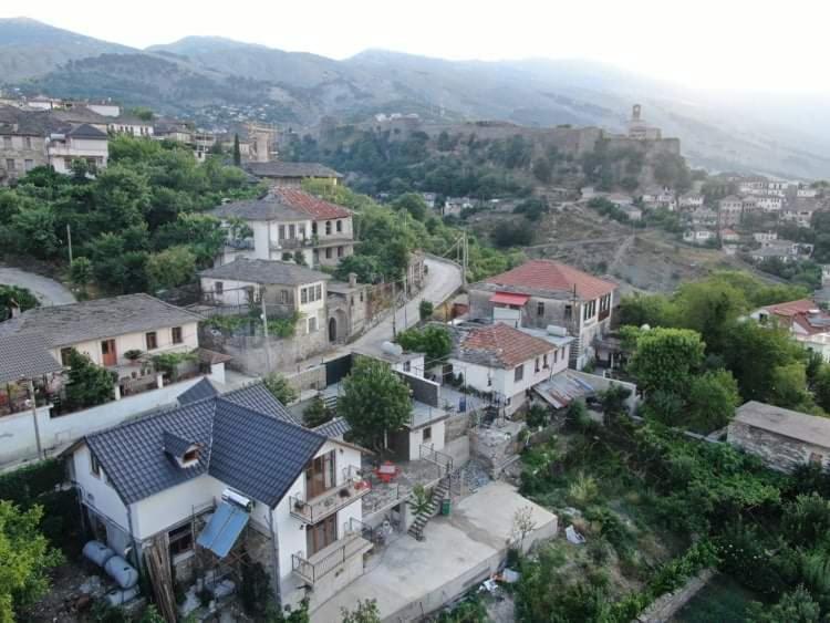 Bixhaku Guest house Gjirokaster