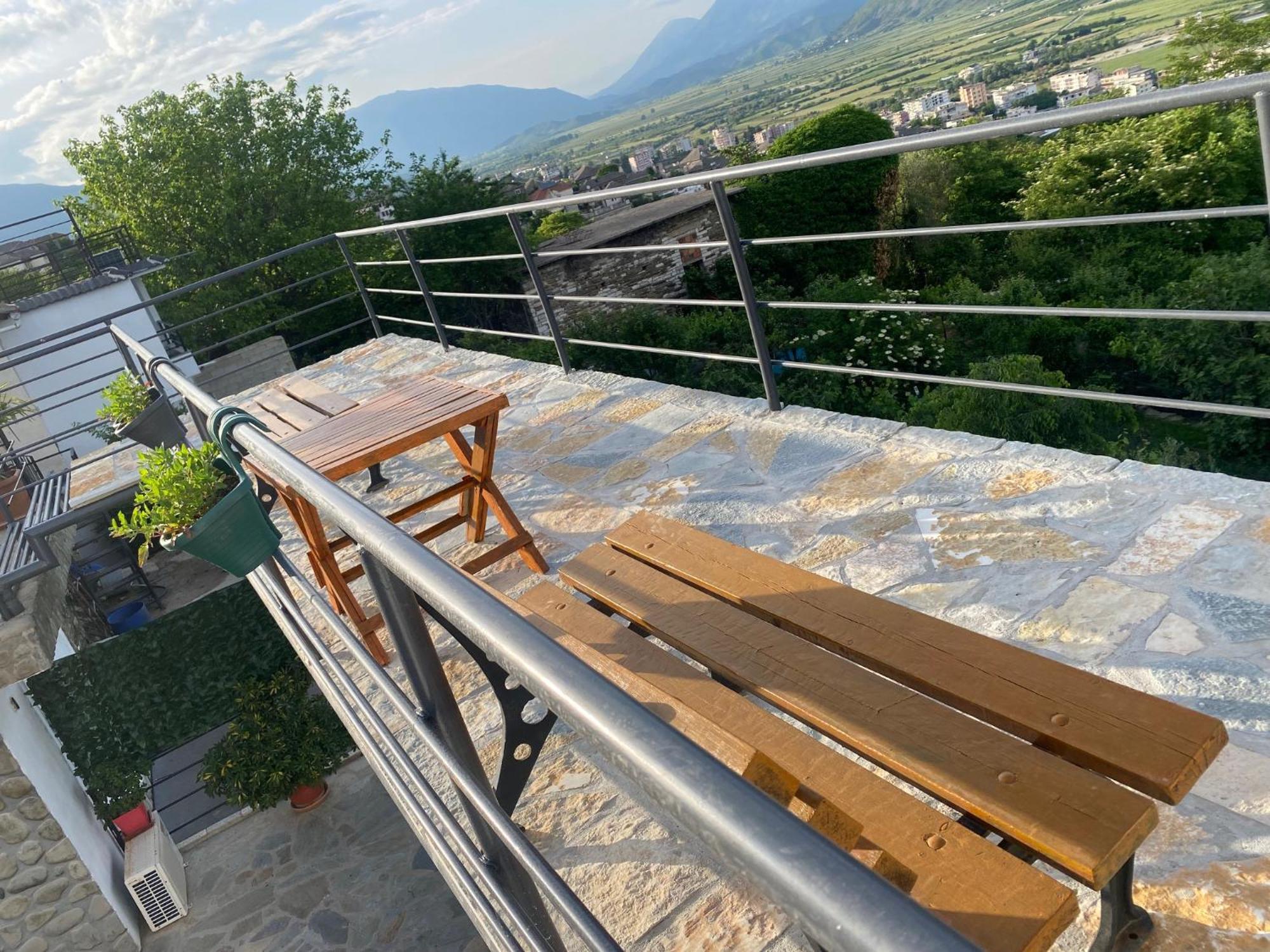 Bixhaku Guest house