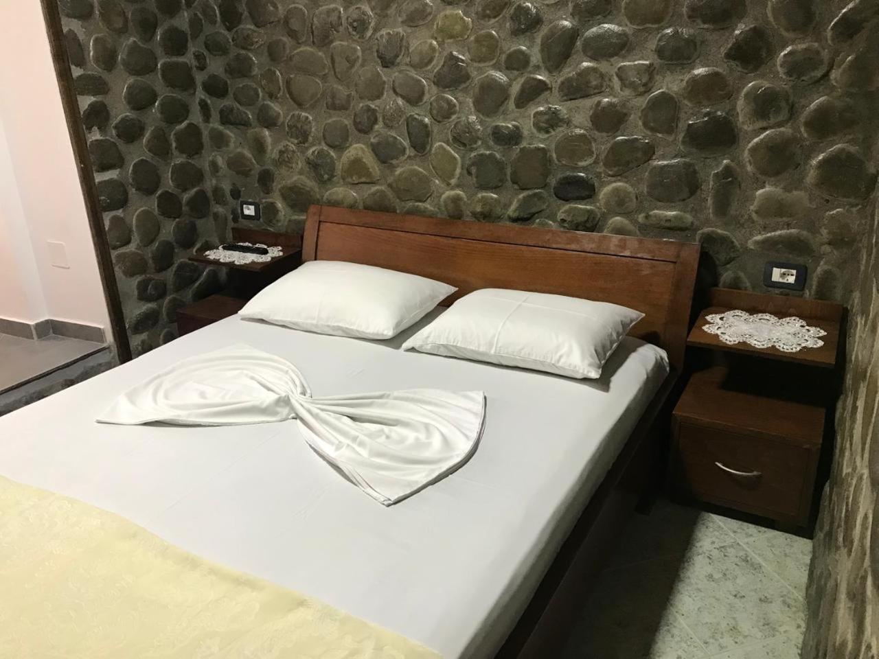 Bixhaku Guest house *