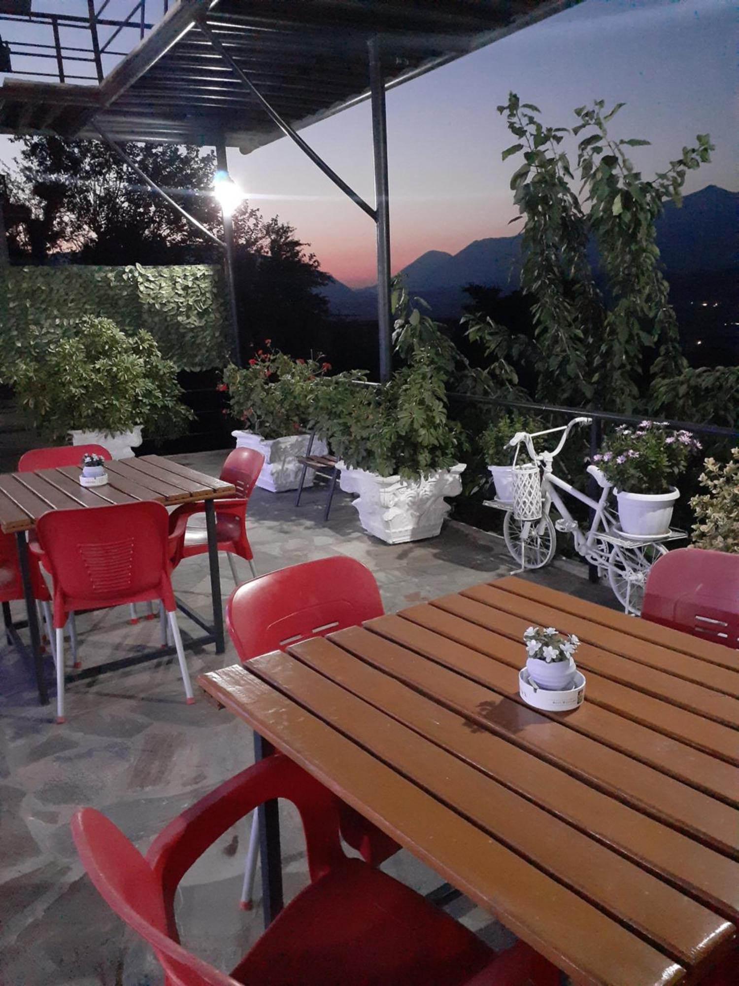 Bixhaku Guest house *