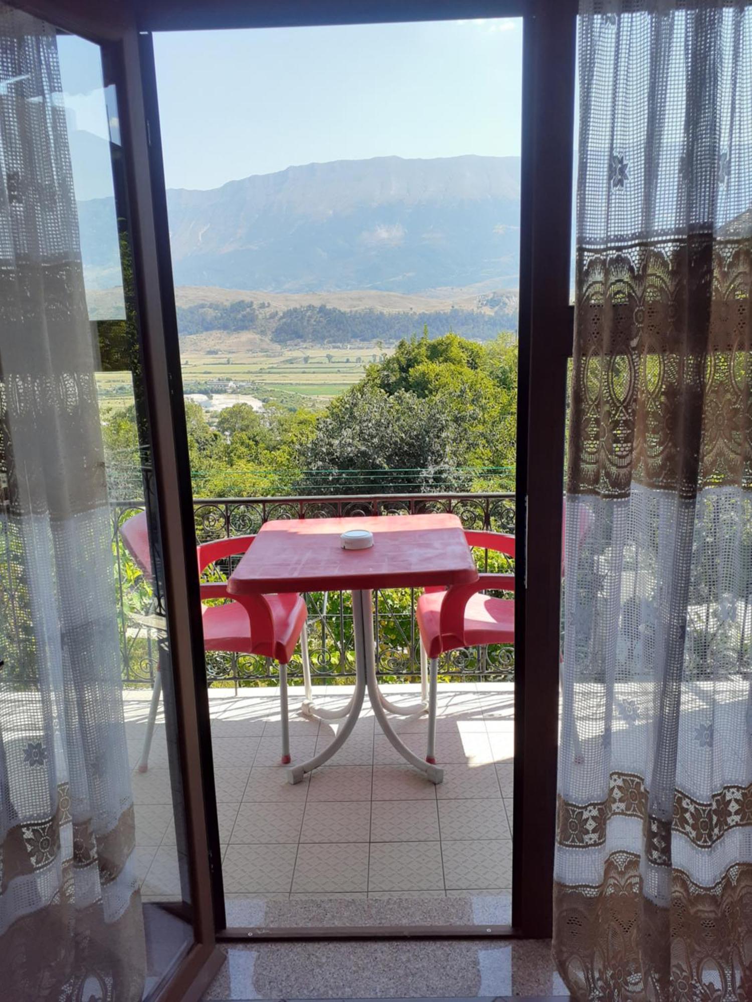 Bixhaku Guest house *